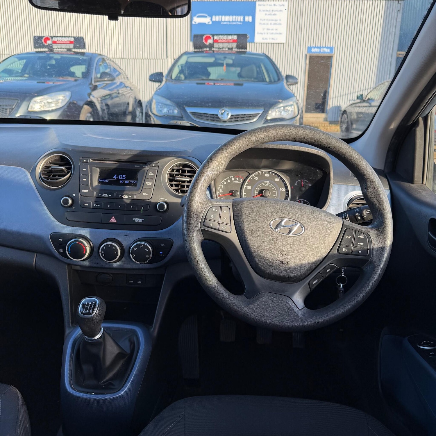 Used Hyundai i10 2015 for sale - 77524883: Photo 20