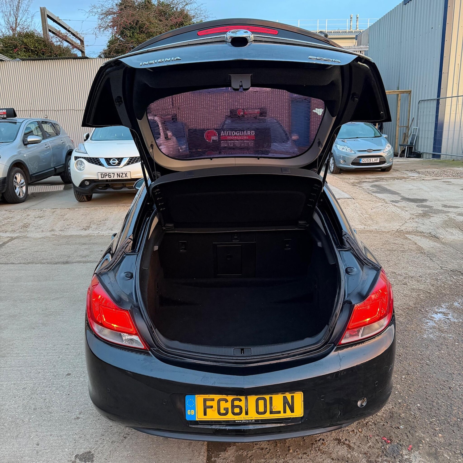 Used Vauxhall Insignia 2011 for sale - 77386699: Photo 19