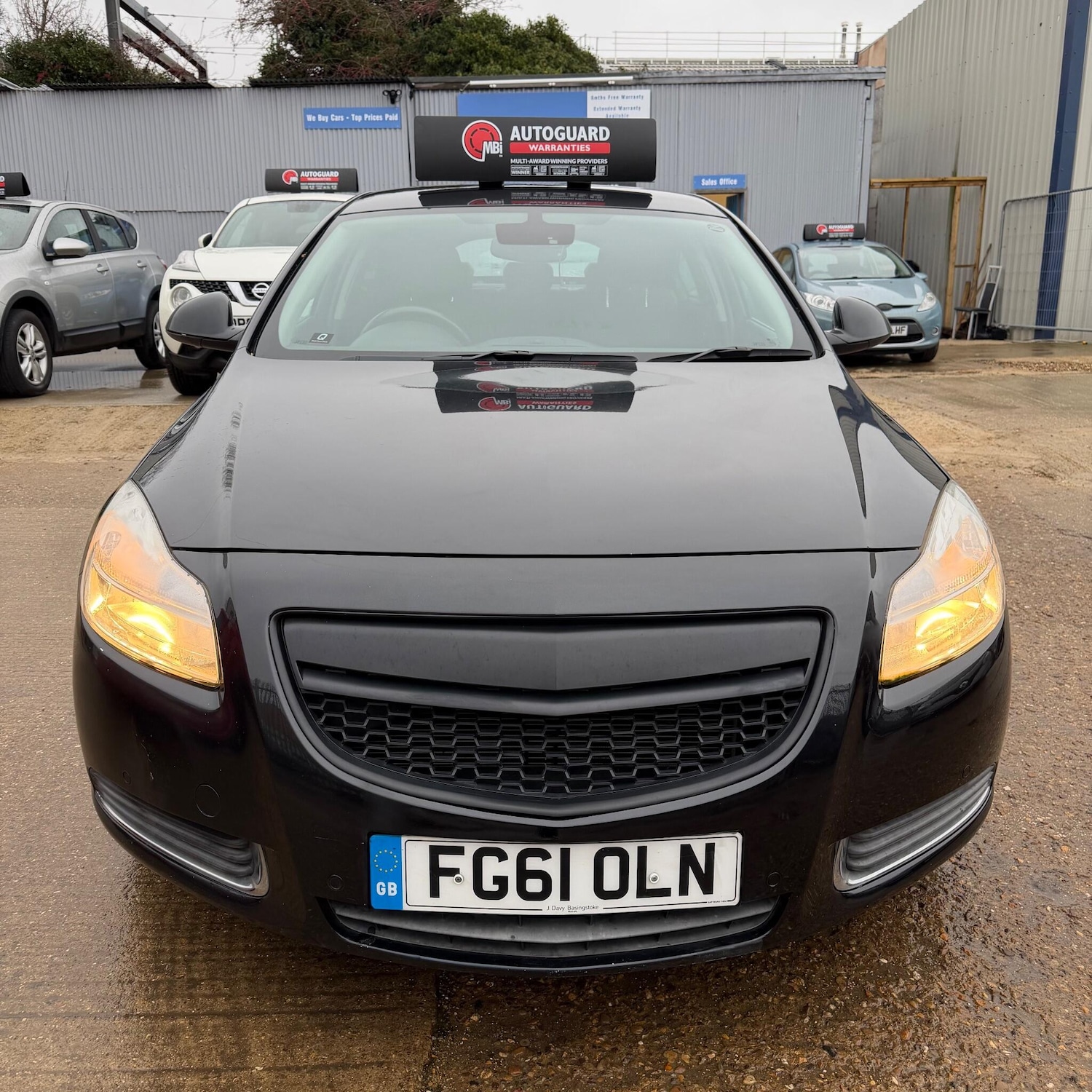 Used Vauxhall Insignia 2011 for sale - 77386699: Photo 2