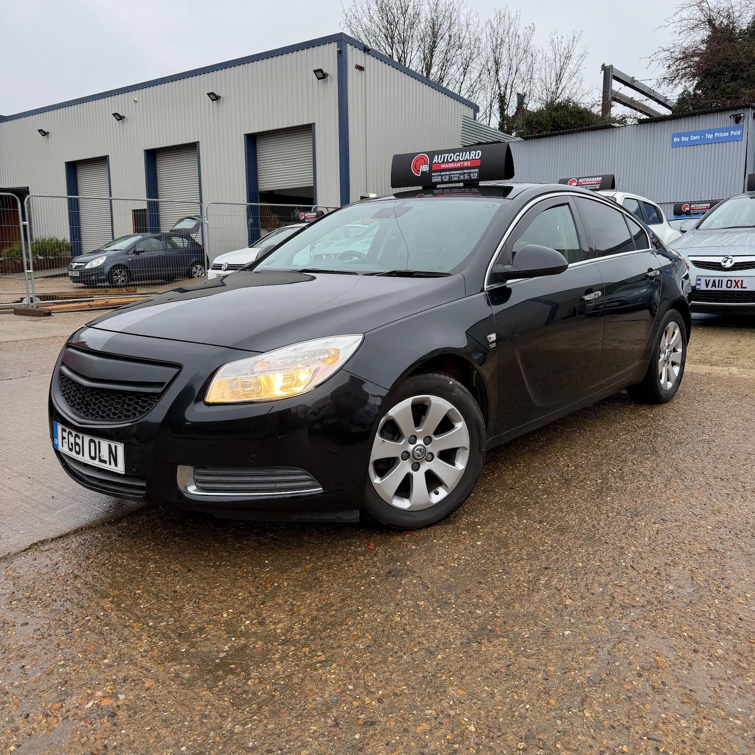 Used Vauxhall Insignia 2011 for sale - 77386699: Photo 3