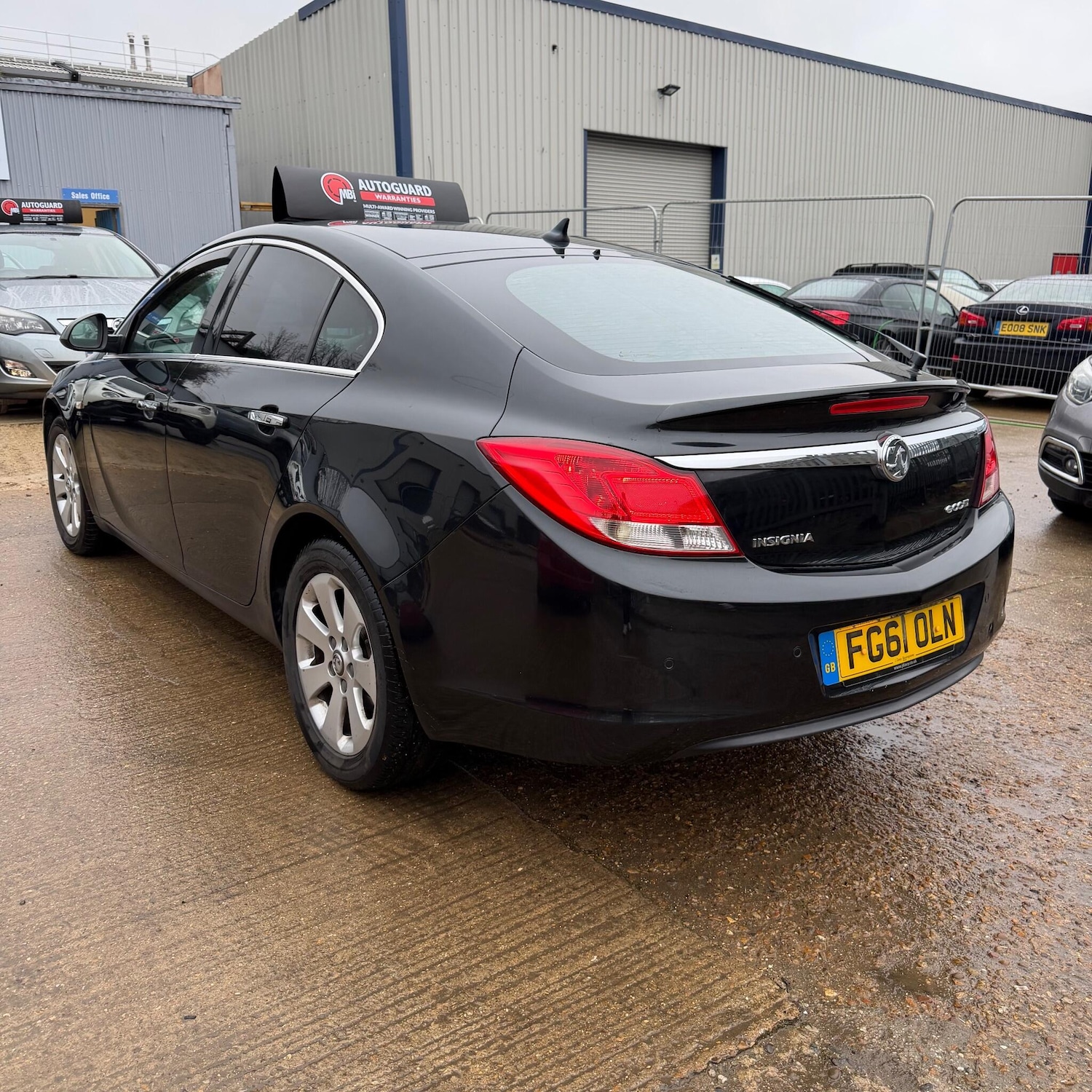 Used Vauxhall Insignia 2011 for sale - 77386699: Photo 4