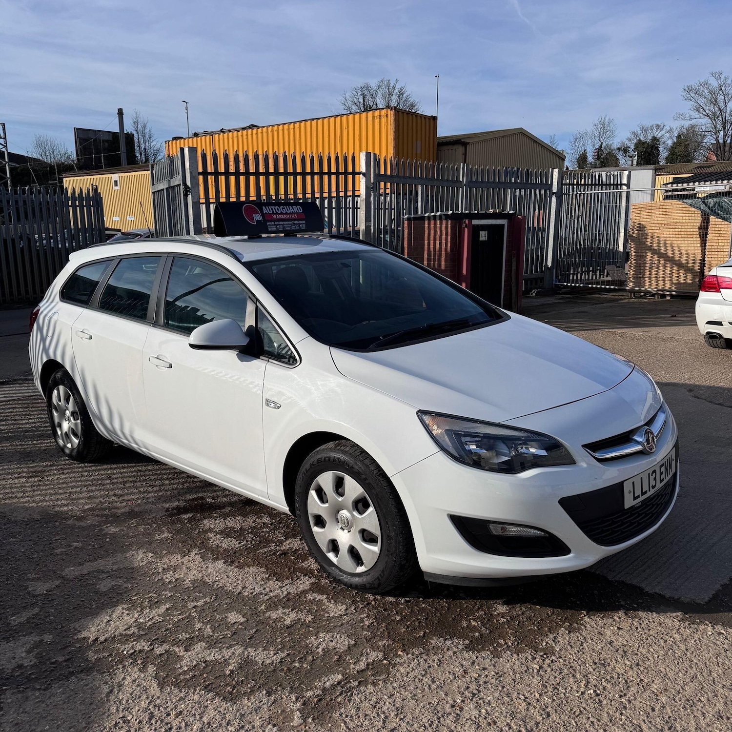 Used Vauxhall Astra 2013 for sale - 77657574: Photo 7