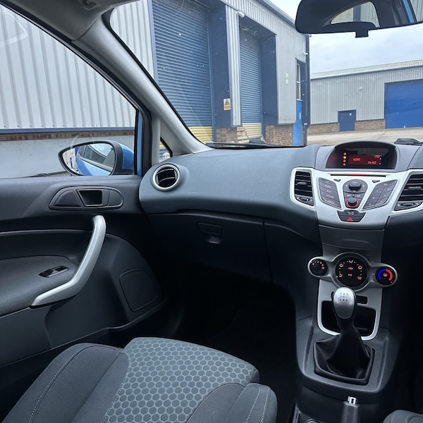 Used Ford Fiesta 2009 for sale - 76299110: Photo 14