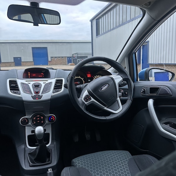 Used Ford Fiesta 2009 for sale - 76299110: Photo 15