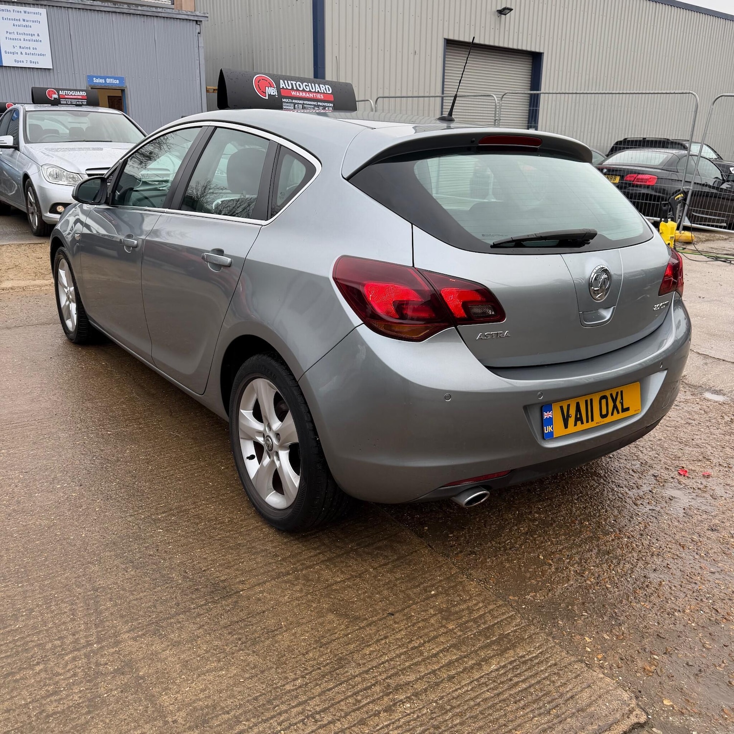 Used Vauxhall Astra 2011 for sale - 77386953: Photo 10