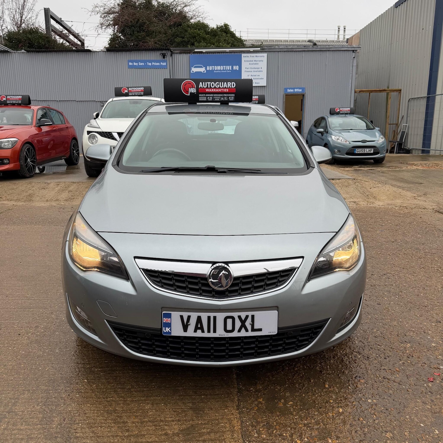 Used Vauxhall Astra 2011 for sale - 77386953: Photo 2