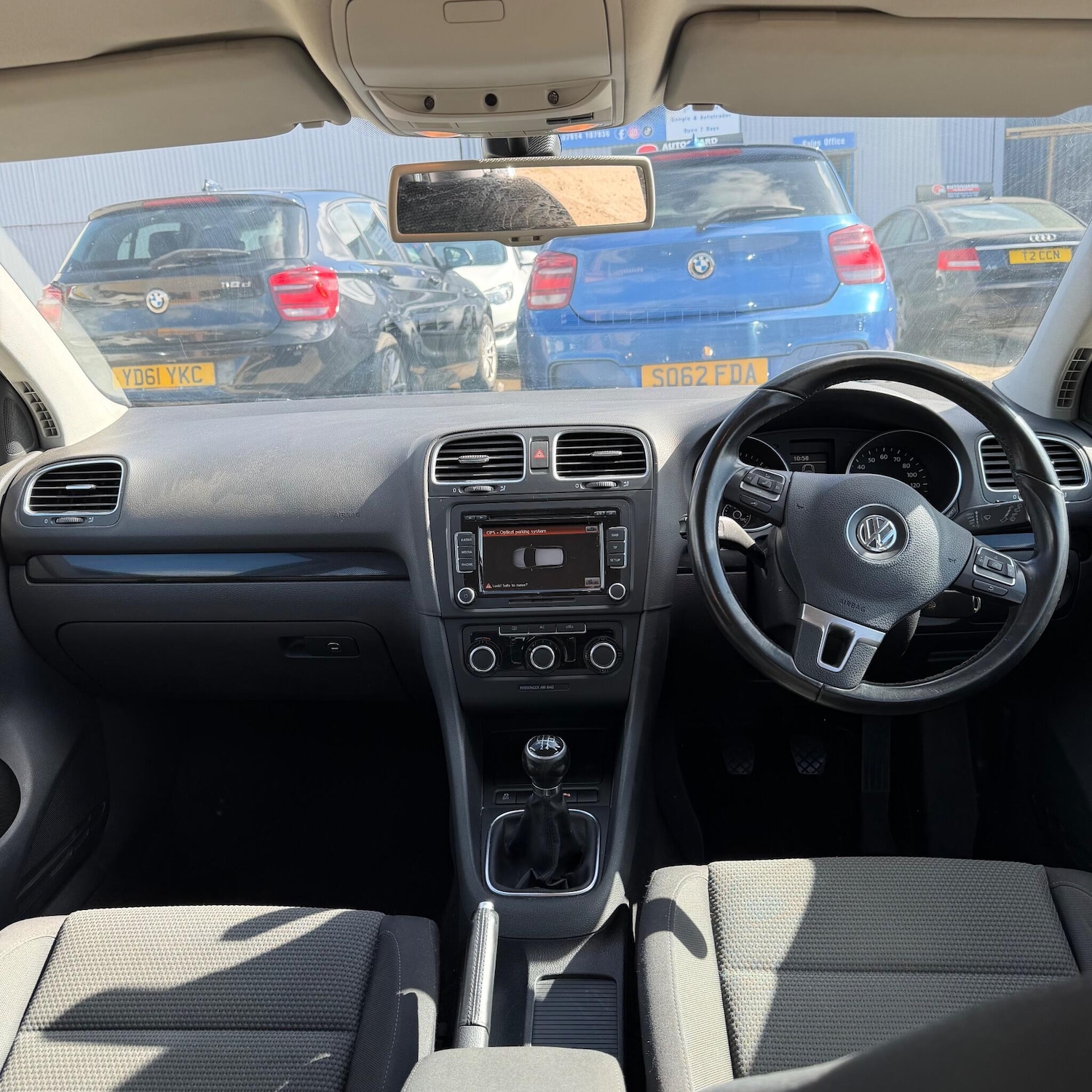 Used Volkswagen Golf 2011 for sale - 77892925: Photo 14