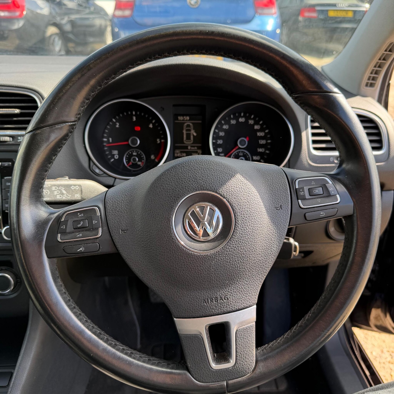 Used Volkswagen Golf 2011 for sale - 77892925: Photo 18