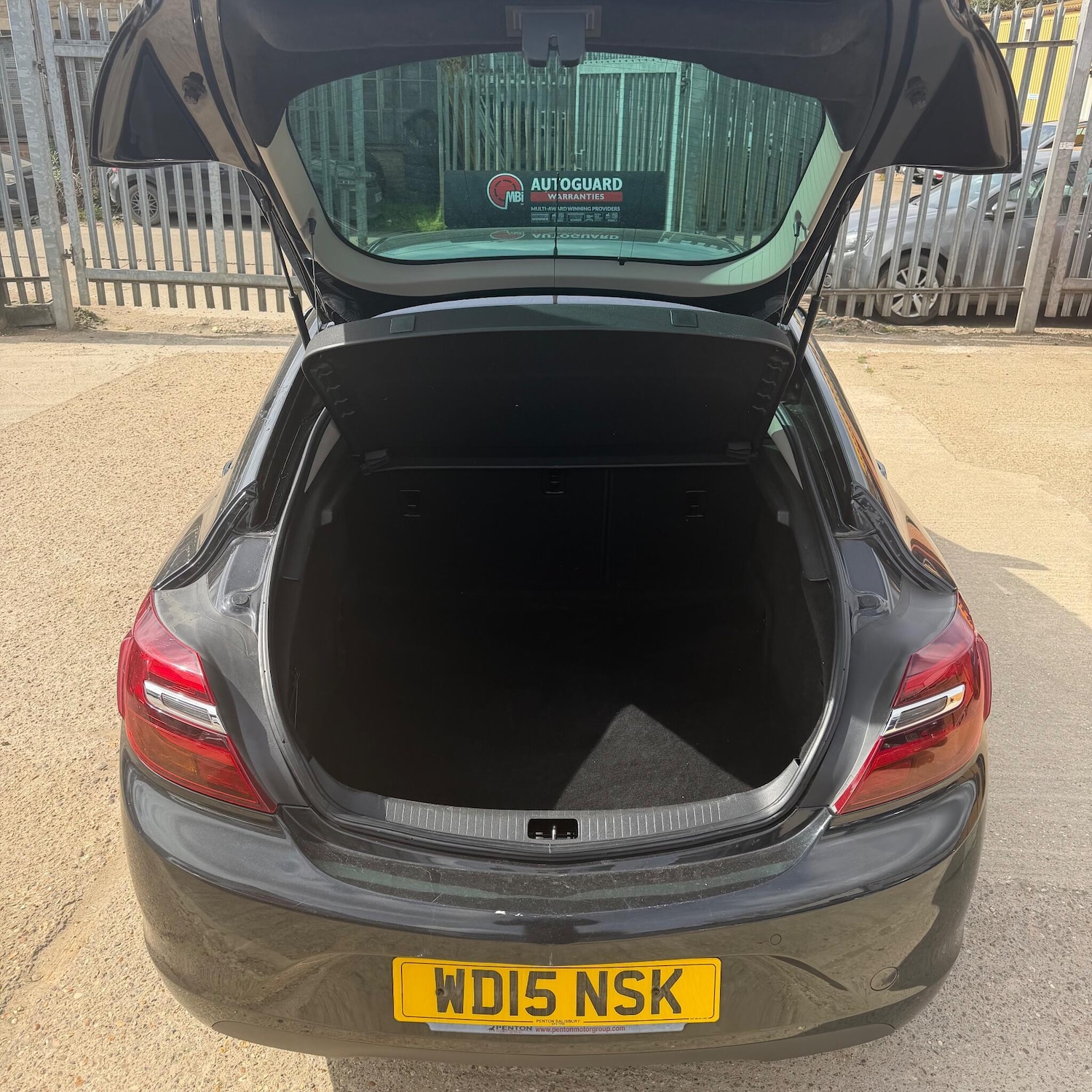 Used Vauxhall Insignia for sale - 78135964: Photo 7