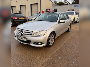 Used Mercedes-Benz C Class 2013 for sale - 77387565: Photo