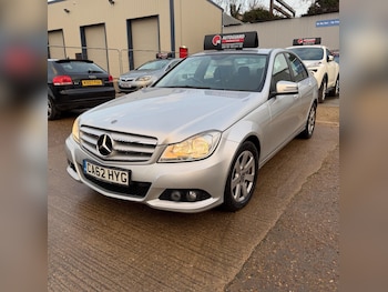 Used Mercedes-Benz C Class 2013 for sale - 77387565: Photo