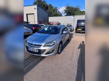 Used Vauxhall Astra 2015 for sale - 79336783: Photo