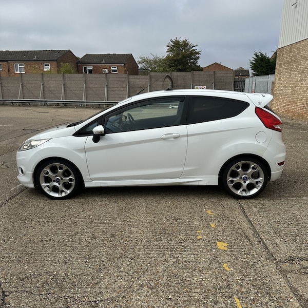 Used Ford Fiesta 2009 for sale - 76246155: Photo 6