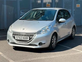 Used Peugeot 208 2013 for sale - 79762011: Photo