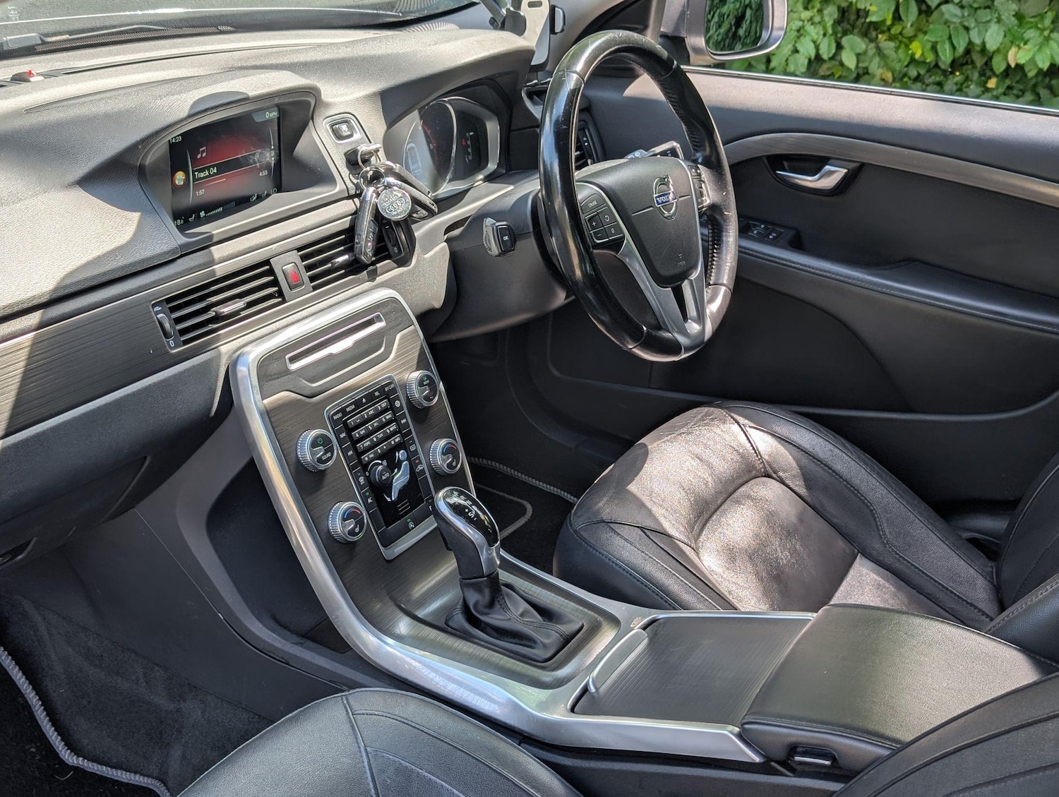 Used Volvo V70 2015 for sale - 76423244: Photo 16