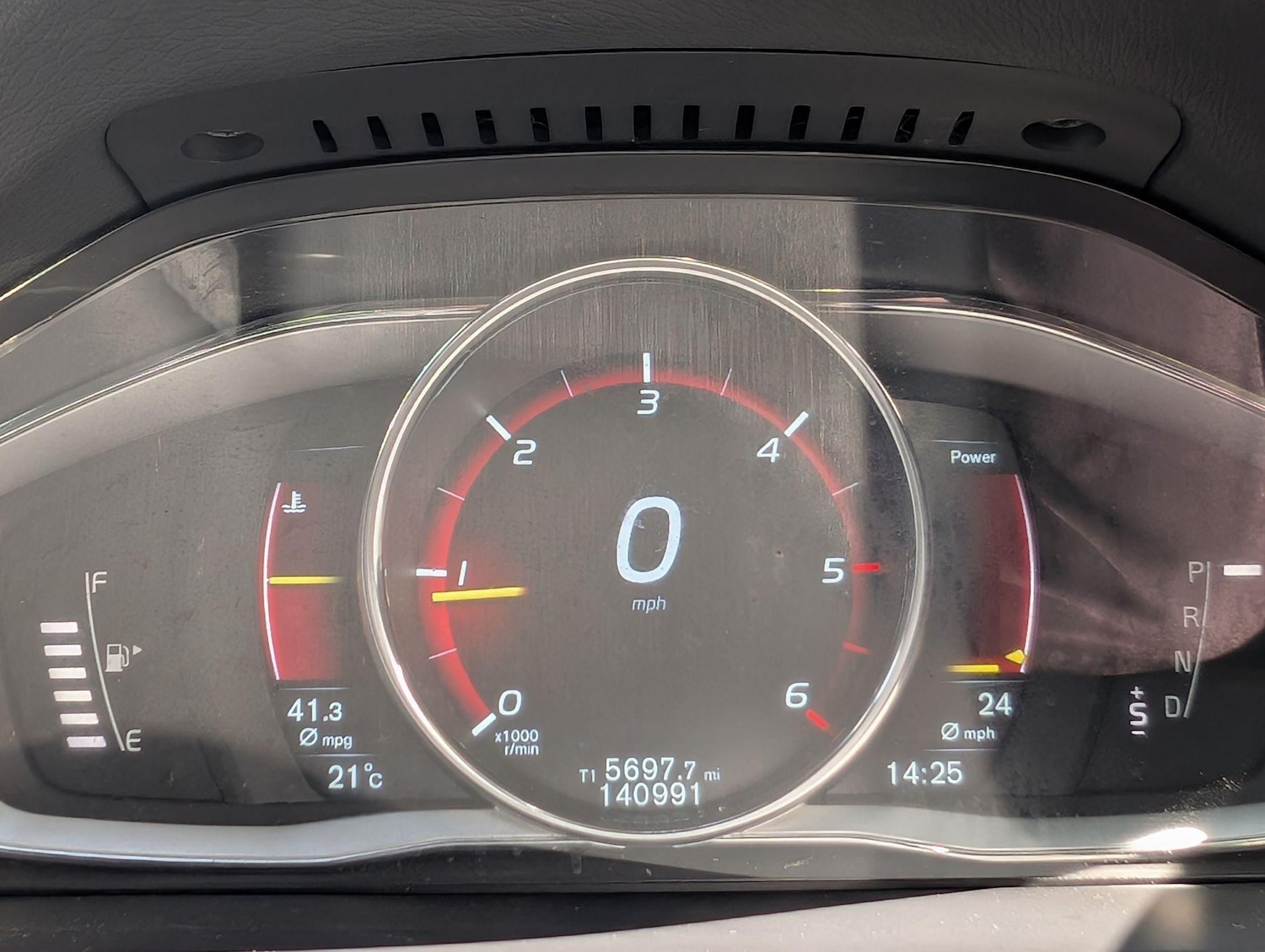 Used Volvo V70 2015 for sale - 76423244: Photo 25