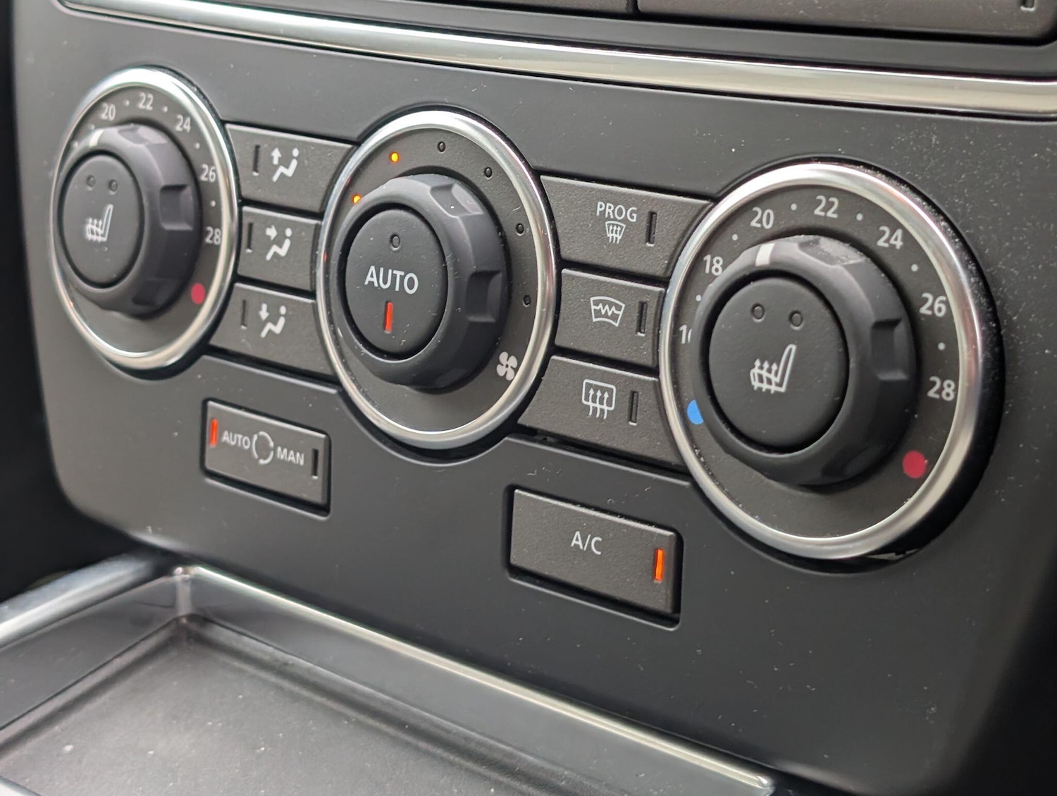 Used Land Rover Freelander 2014 for sale - 77633133: Photo 33