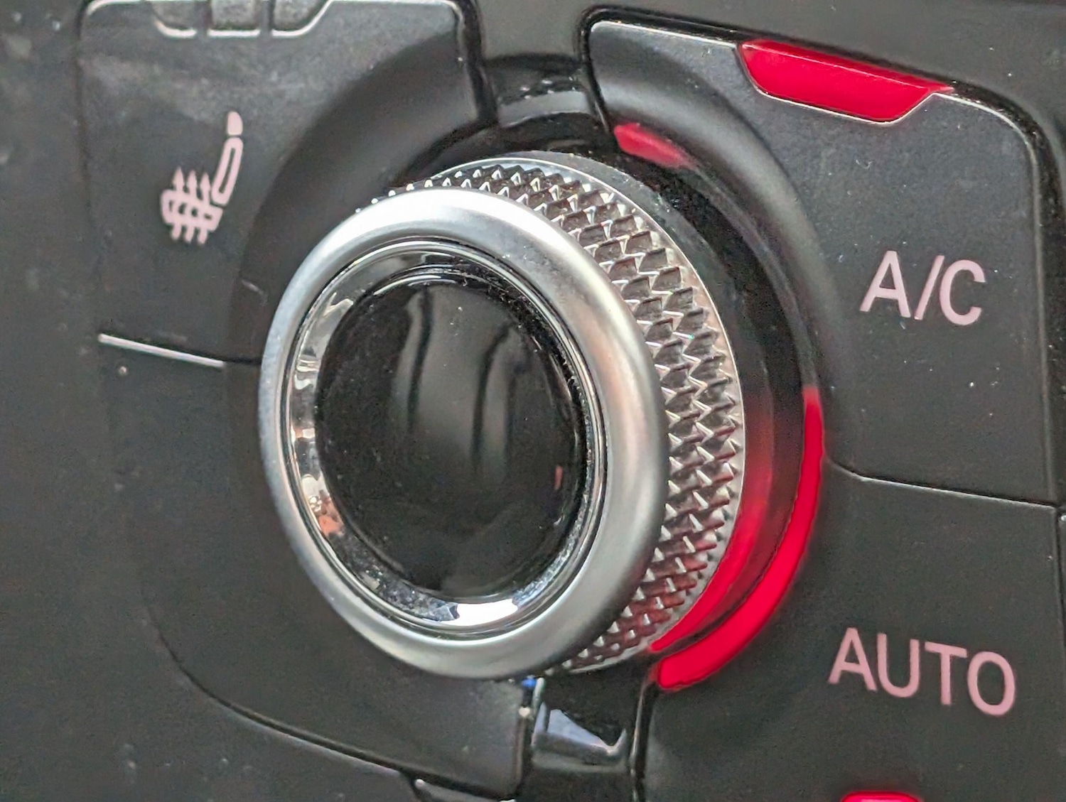 Used Audi Q5 2016 for sale - 76399297: Photo 35