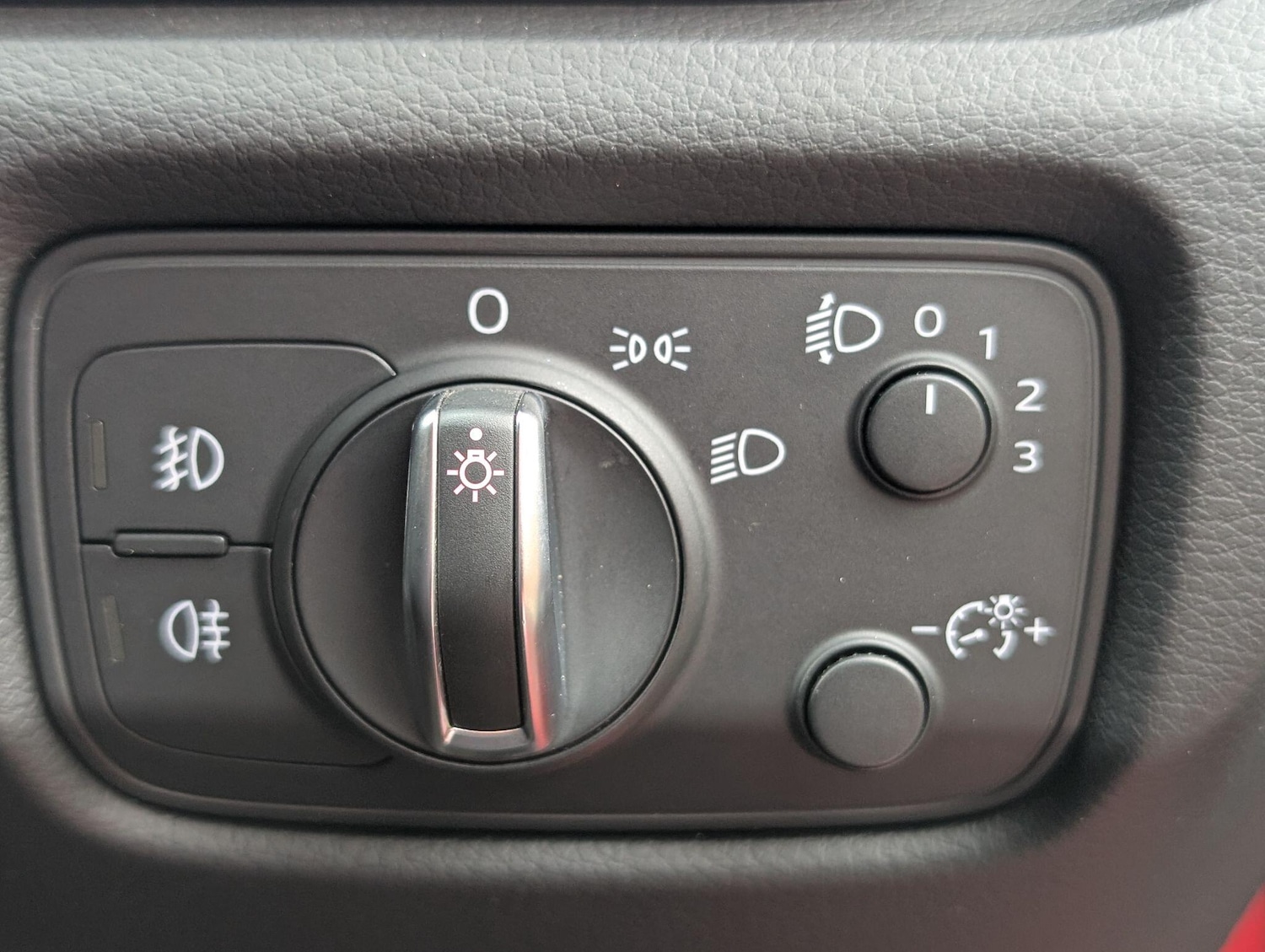 Used Audi A3 2015 for sale - 77162966: Photo 42