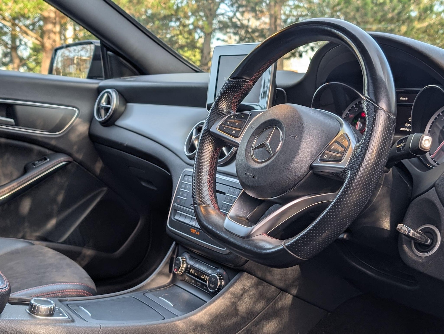 Used Mercedes-Benz CLA 2016 for sale - 76935953: Photo 19