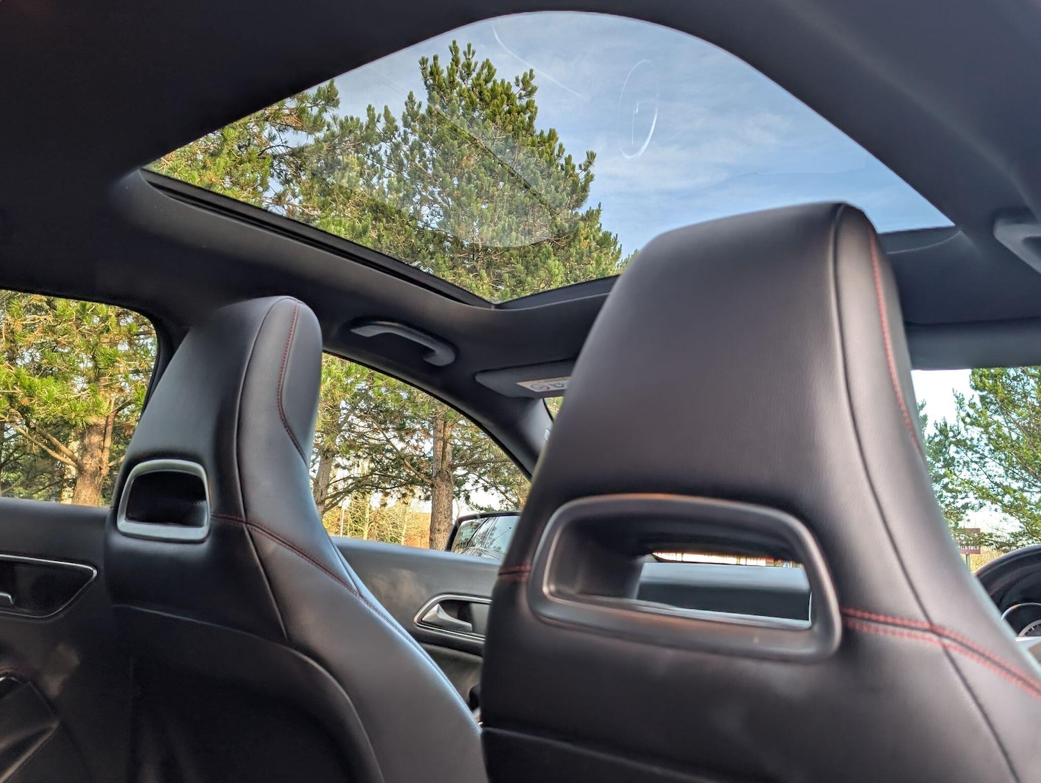 Used Mercedes-Benz CLA 2016 for sale - 76935953: Photo 2