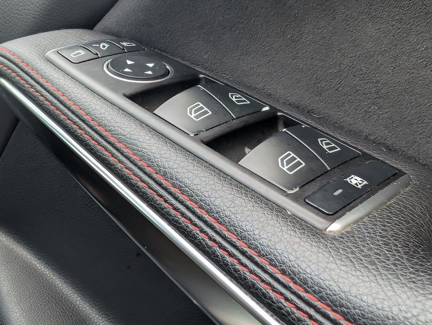 Used Mercedes-Benz CLA 2016 for sale - 76935953: Photo 28