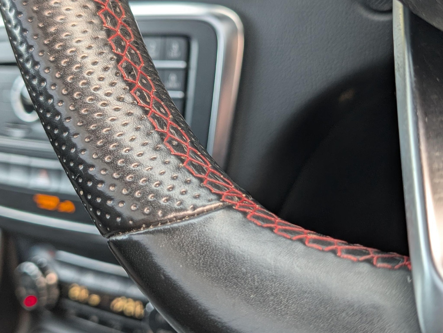 Used Mercedes-Benz CLA 2016 for sale - 76935953: Photo 37