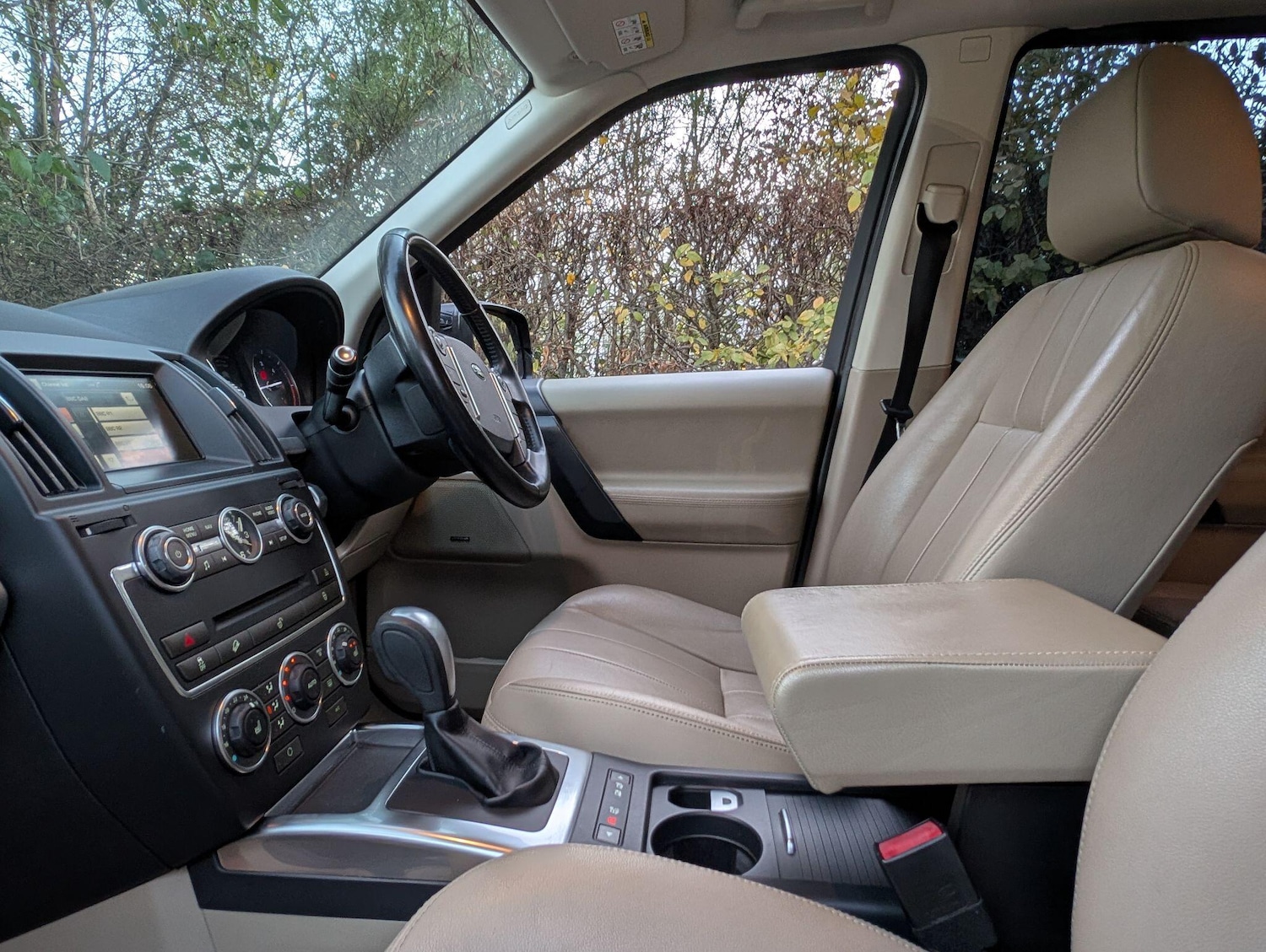 Used Land Rover Freelander 2014 for sale - 76839943: Photo 19