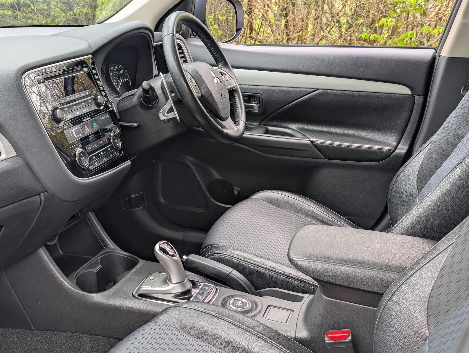 Used Mitsubishi Outlander 2015 for sale - 78047446: Photo 23