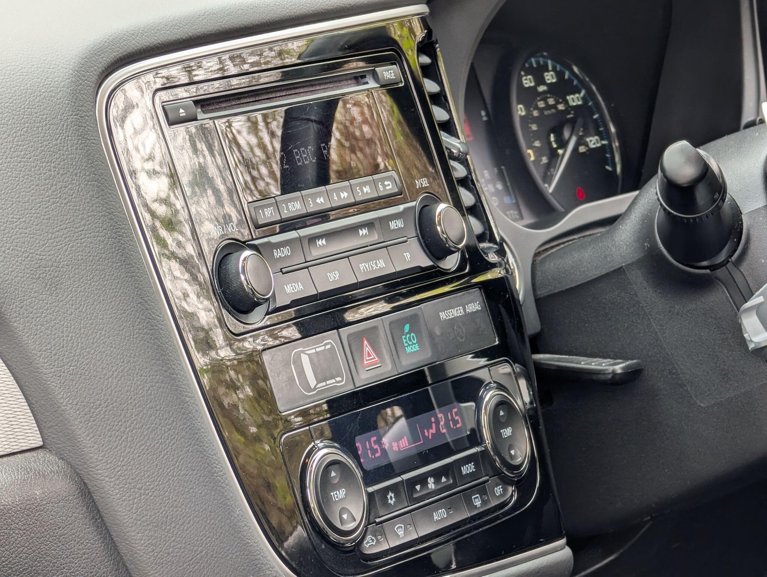 Used Mitsubishi Outlander 2015 for sale - 78047446: Photo 25