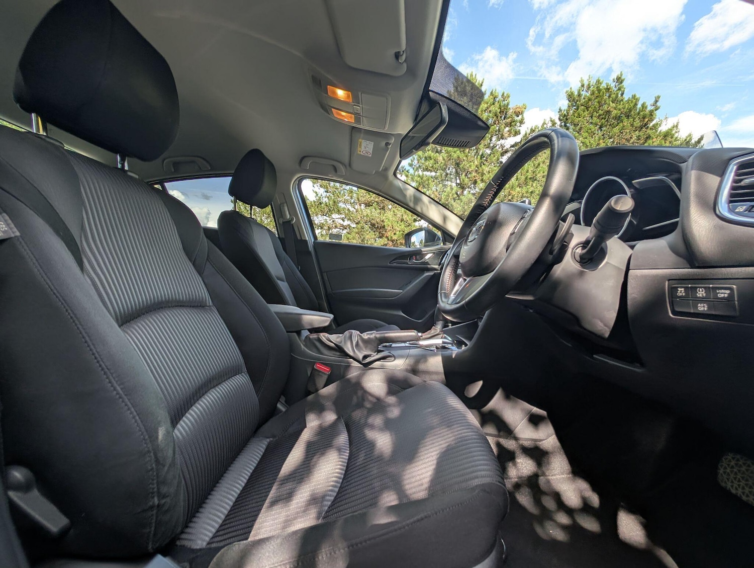 Used Mazda Mazda3 2015 for sale - 76398750: Photo 18