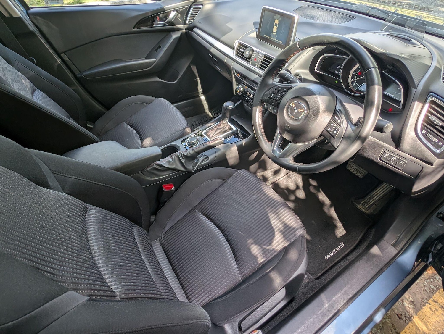 Used Mazda Mazda3 2015 for sale - 76398750: Photo 19