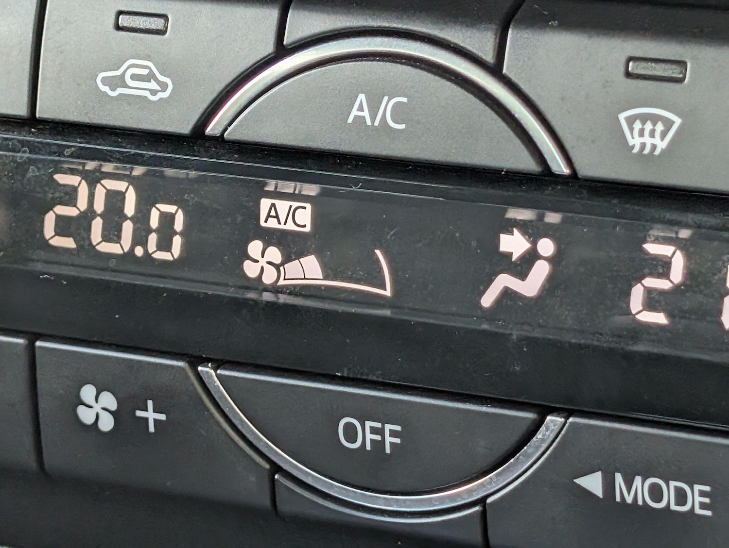 Used Mazda Mazda3 2015 for sale - 76398750: Photo 31