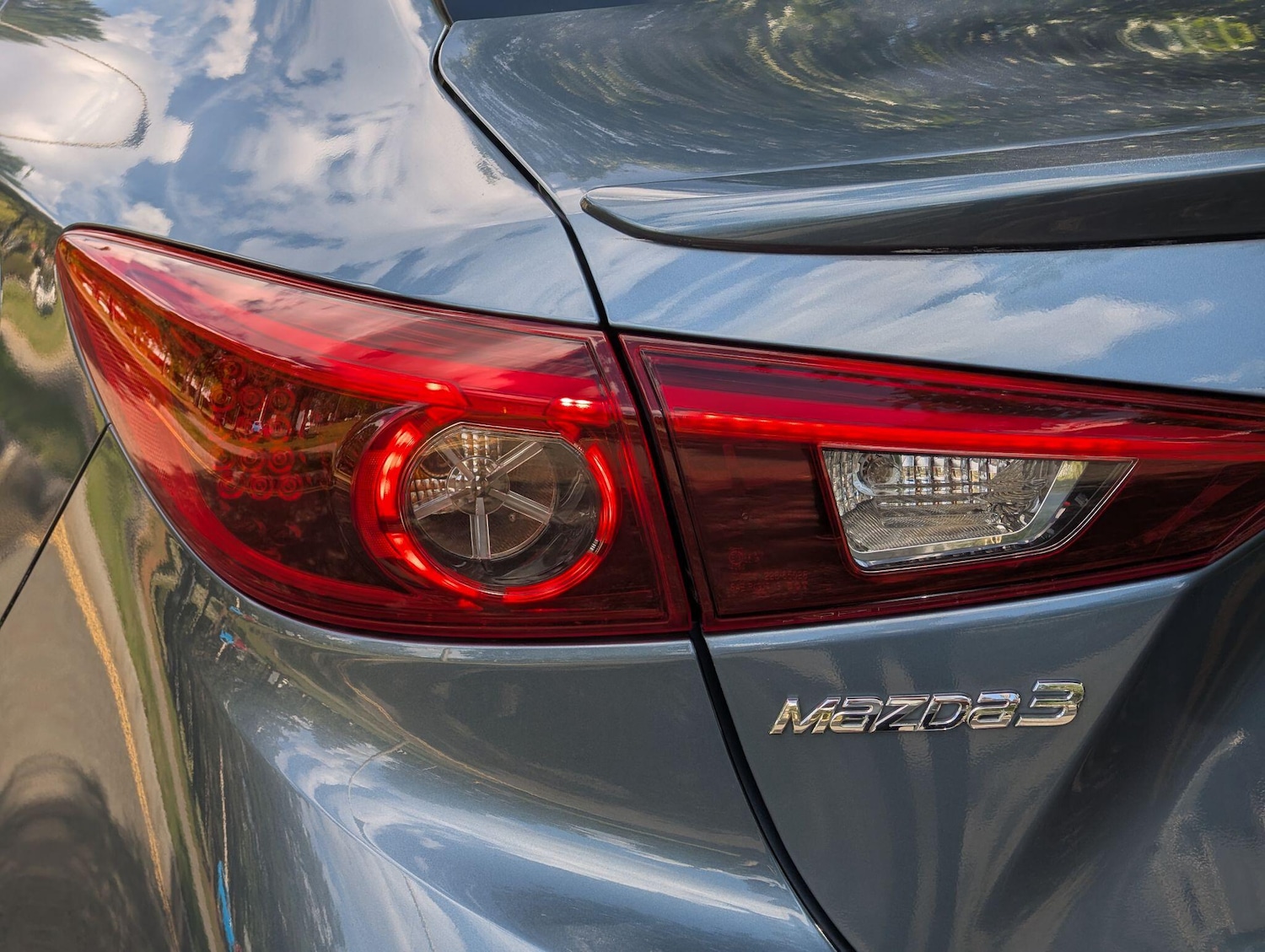 Used Mazda Mazda3 2015 for sale - 76398750: Photo 9