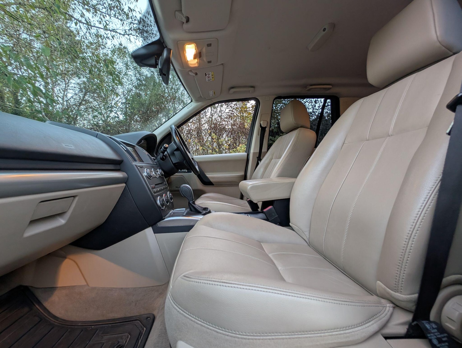 Used Land Rover Freelander 2014 for sale - 76620288: Photo 18