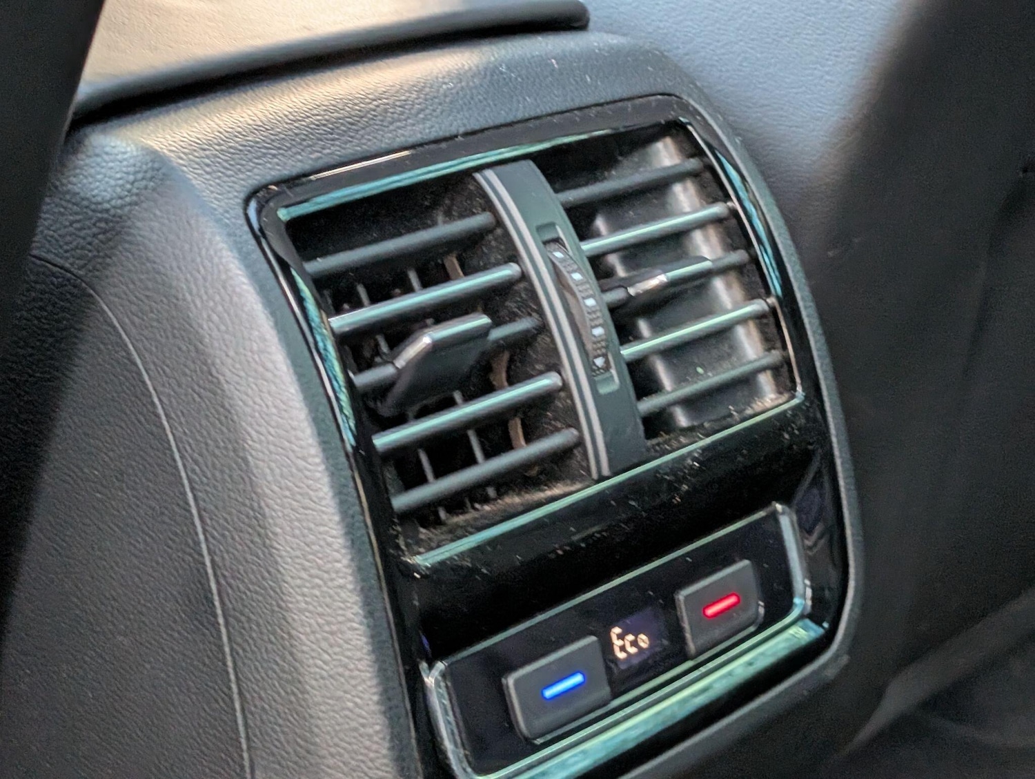 Used Volkswagen Passat 2017 for sale - 76839916: Photo 28