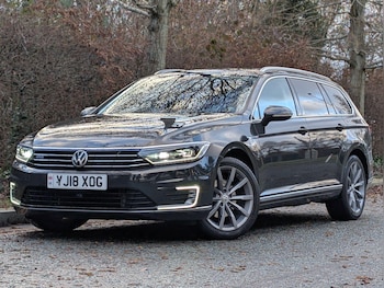 Used Volkswagen Passat 2018 for sale - 77305943: Photo
