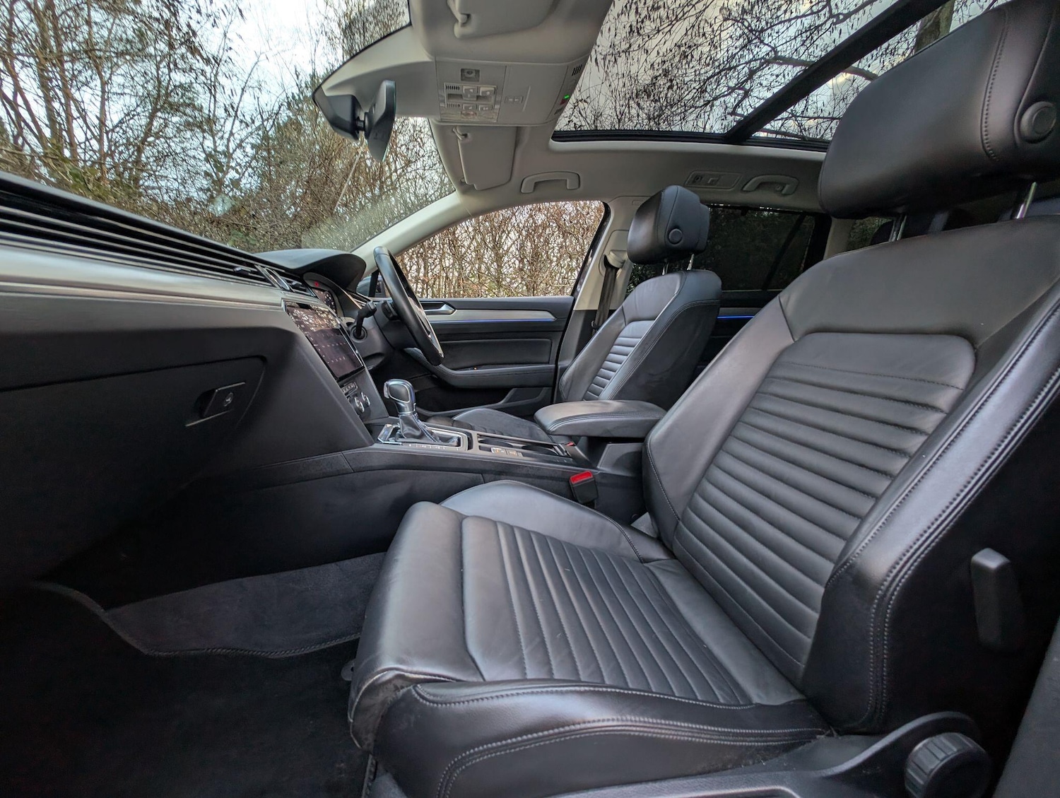 Used Volkswagen Passat for sale - 77305943: Photo 24