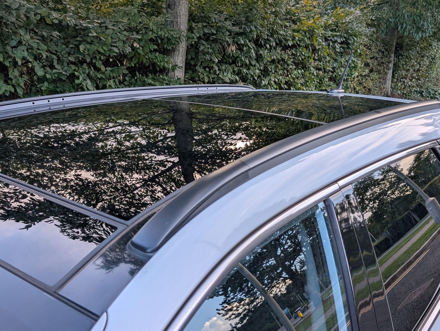 Used Hyundai Santa Fe 2015 for sale - 76397979: Photo 10