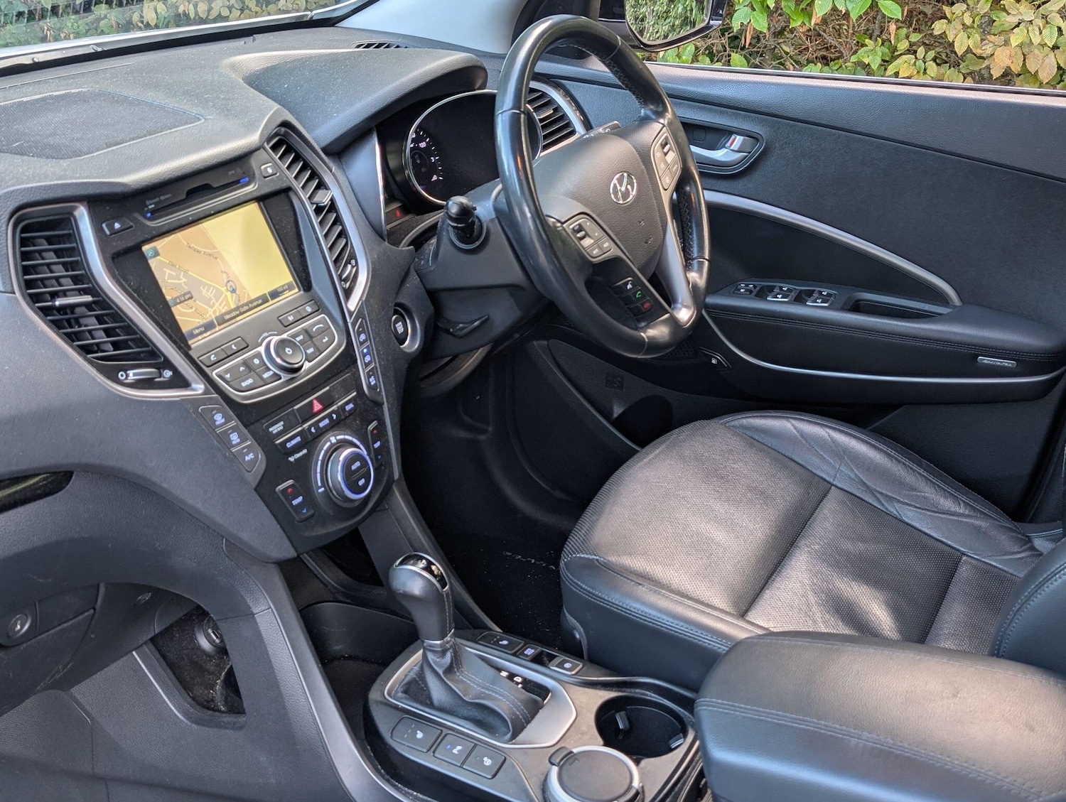 Used Hyundai Santa Fe 2015 for sale - 76397979: Photo 23