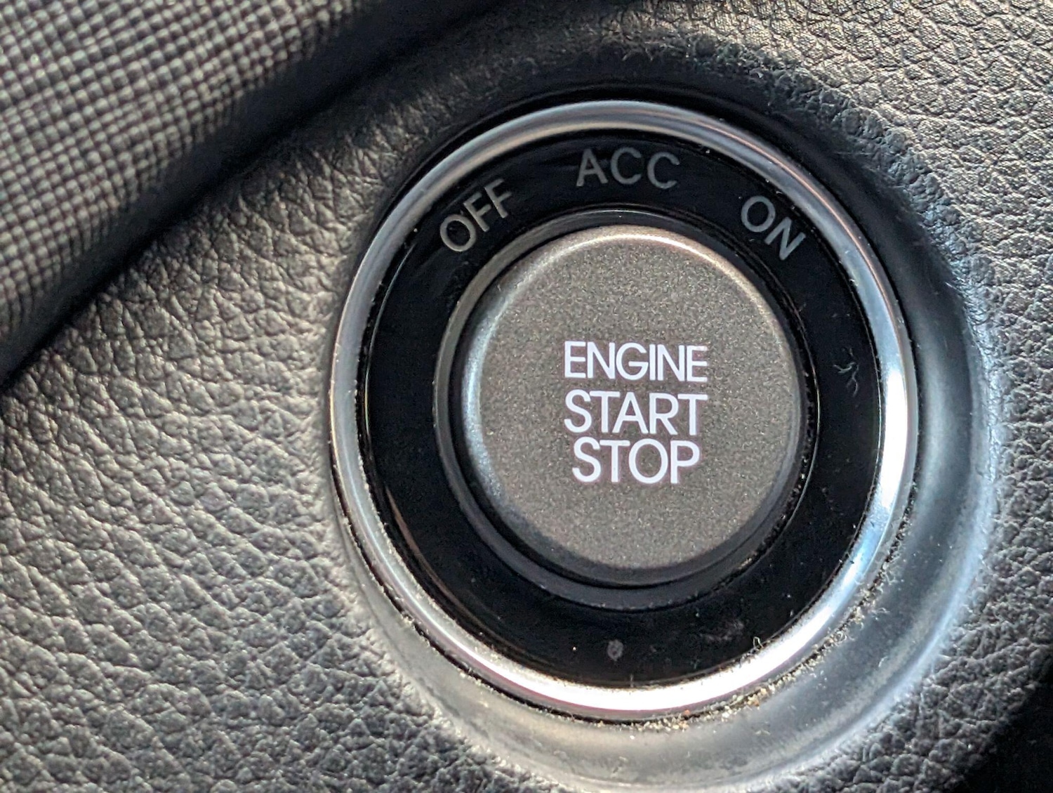 Used Hyundai Santa Fe 2015 for sale - 76397979: Photo 36