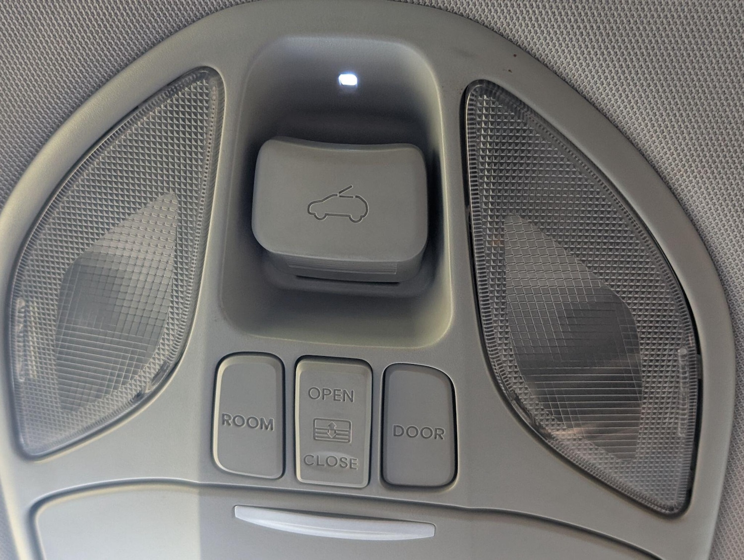 Used Hyundai Santa Fe 2015 for sale - 76397979: Photo 37