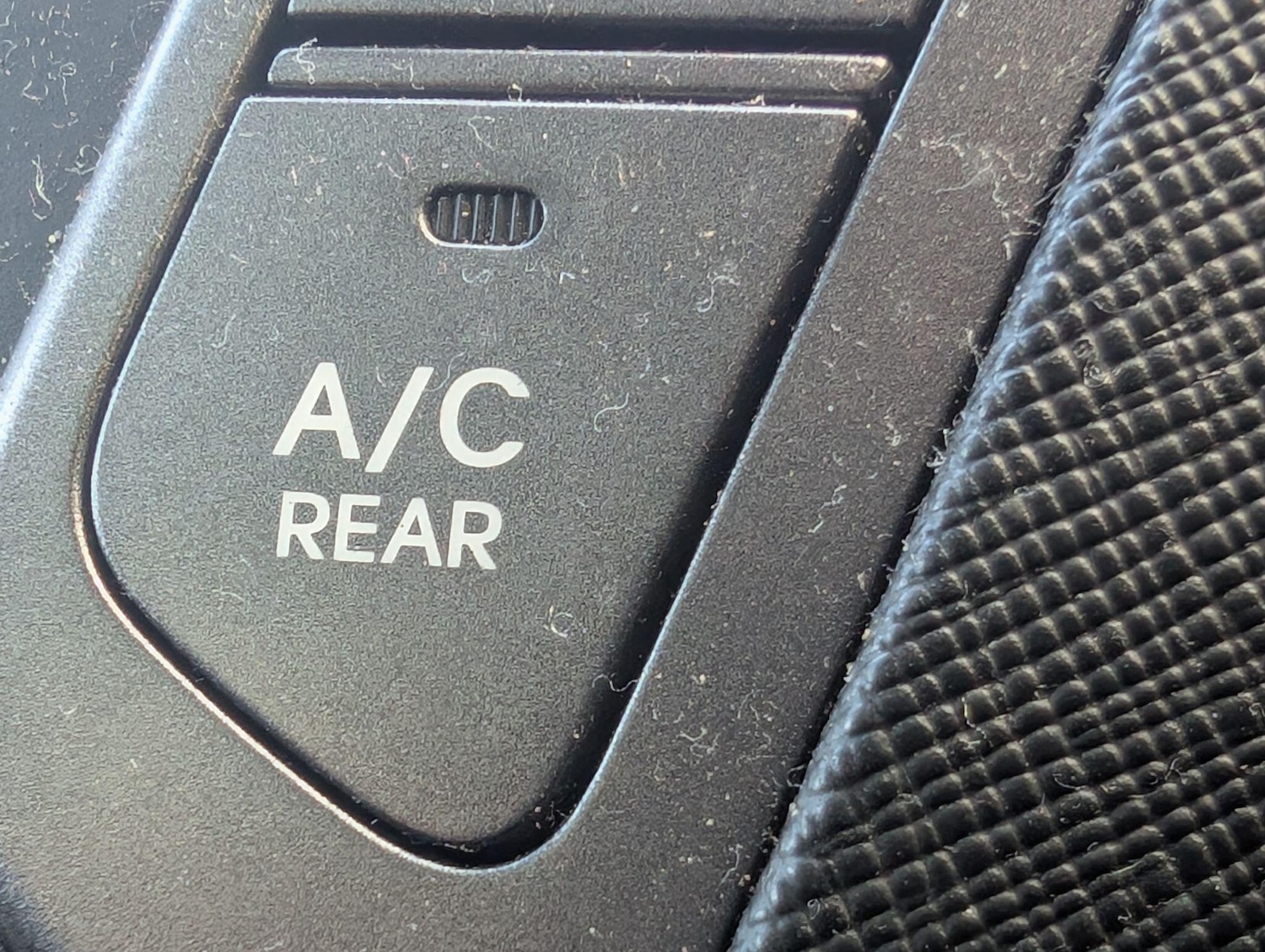 Used Hyundai Santa Fe 2015 for sale - 76397979: Photo 39