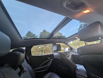 Used Hyundai Santa Fe 2015 for sale - 76397979: Photo