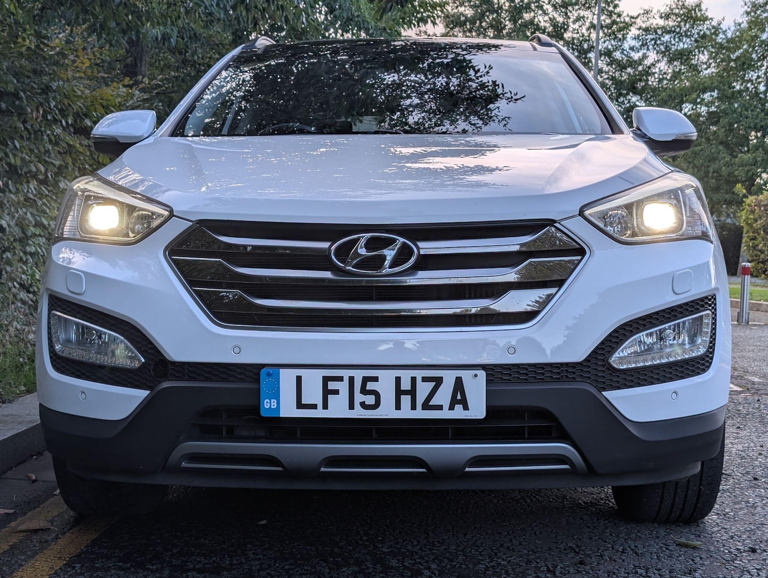 Used Hyundai Santa Fe 2015 for sale - 76397979: Photo 4