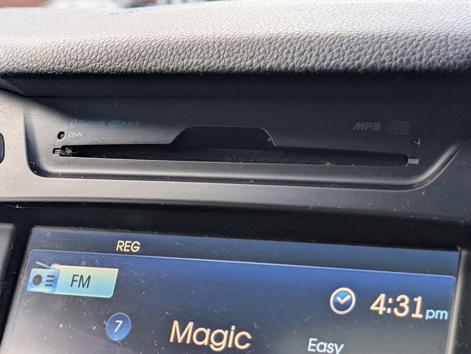 Used Hyundai Santa Fe 2015 for sale - 76397979: Photo 44