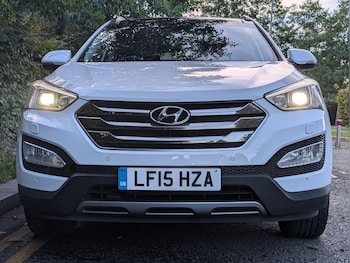 Used Hyundai Santa Fe 2015 for sale - 76397979: Photo