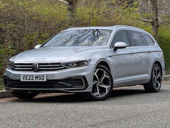 Used Volkswagen Passat 2022 for sale - 78019636: Photo