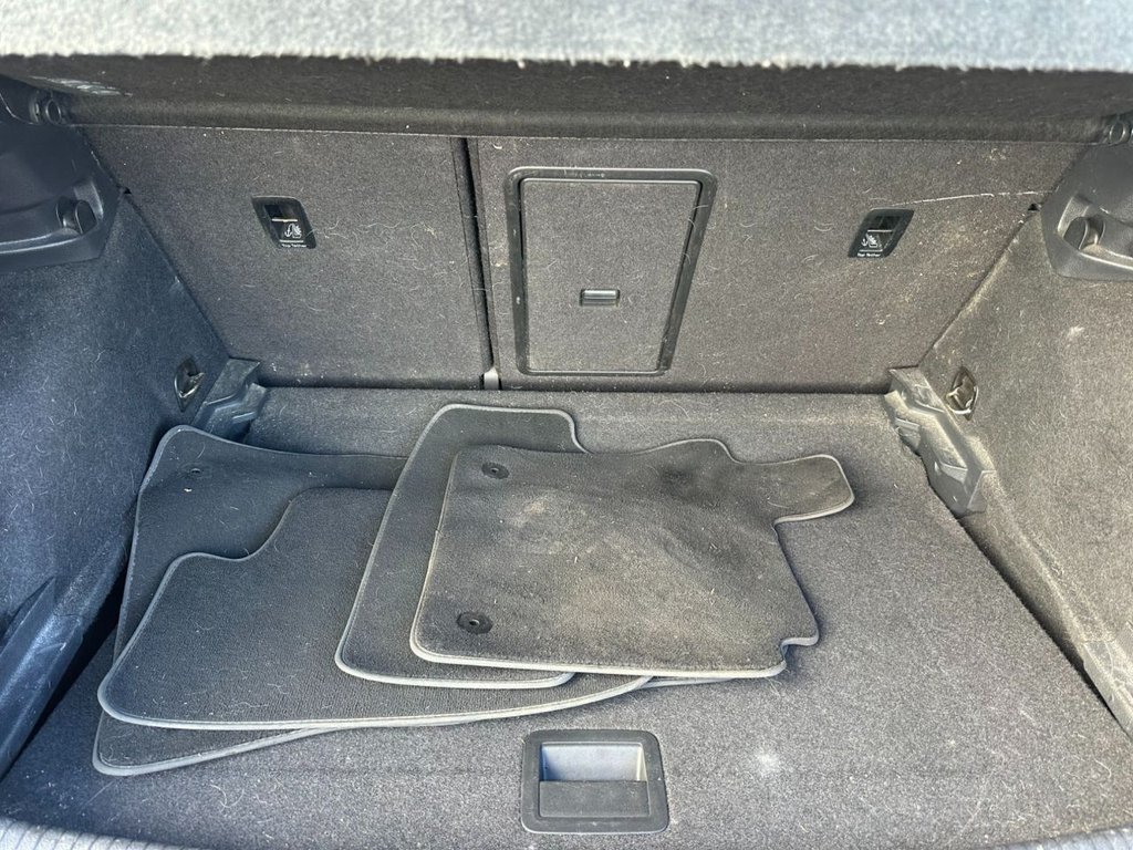 Used Volkswagen Golf 2014 for sale - 77422240: Photo 11