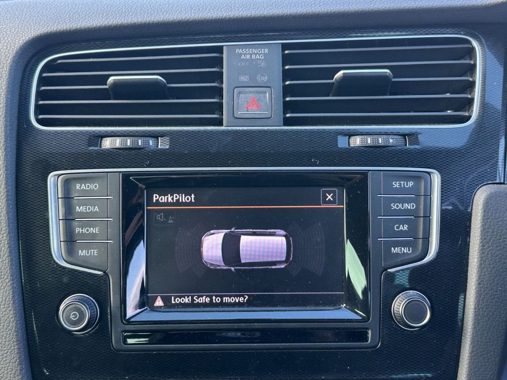 Used Volkswagen Golf 2014 for sale - 77422240: Photo 16